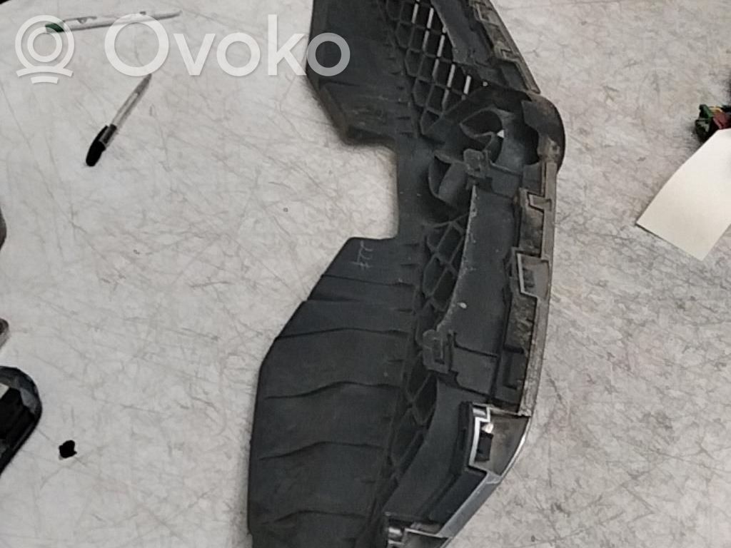 Mazda 5 Front grill 