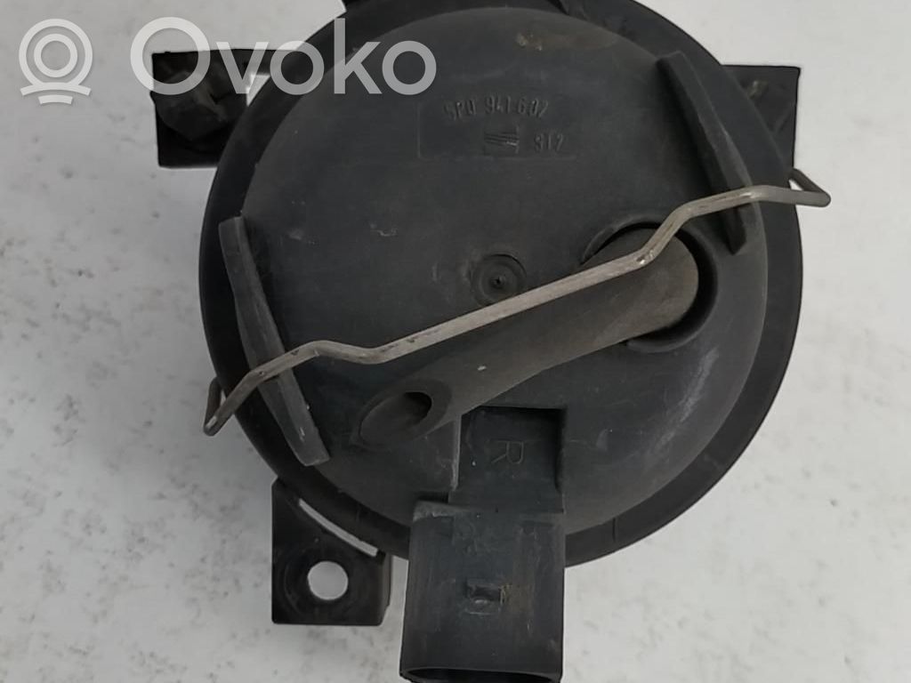 Etusumuvalo   5P0941704