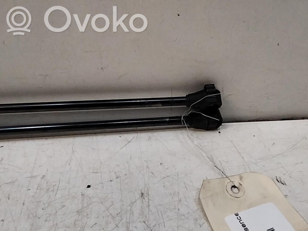 Renault Clio I Tailgate/trunk strut/damper 