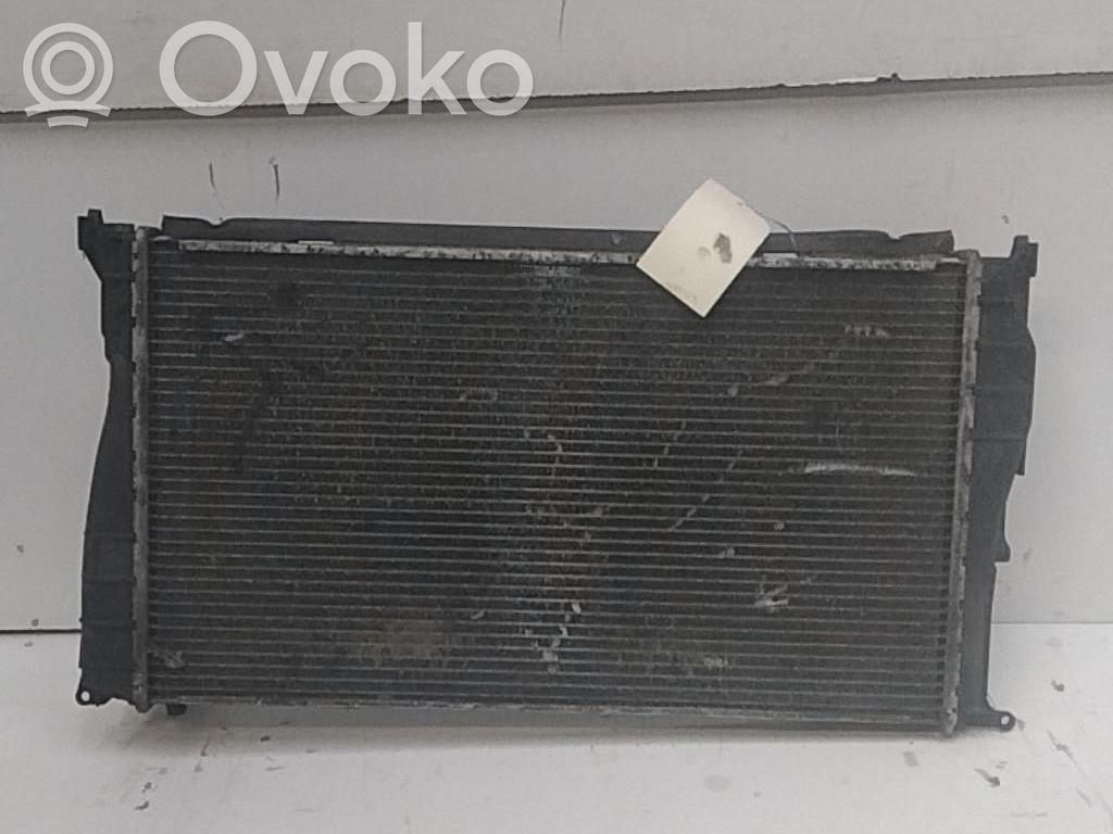 BMW 3 E90 E91 Aušinimo skysčio radiatorius 