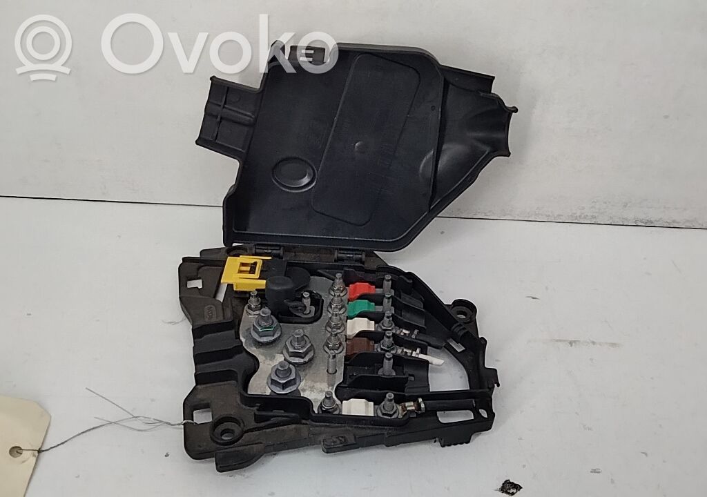 Citroen C3 Fuse module 
