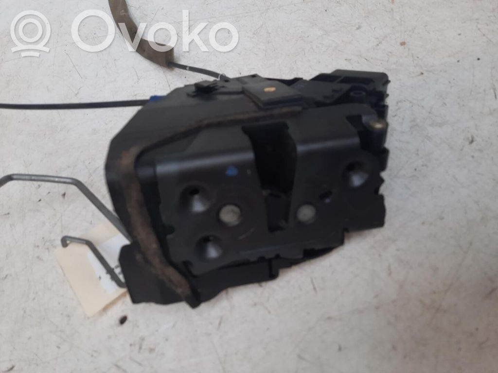 Mazda 5 Front door lock 