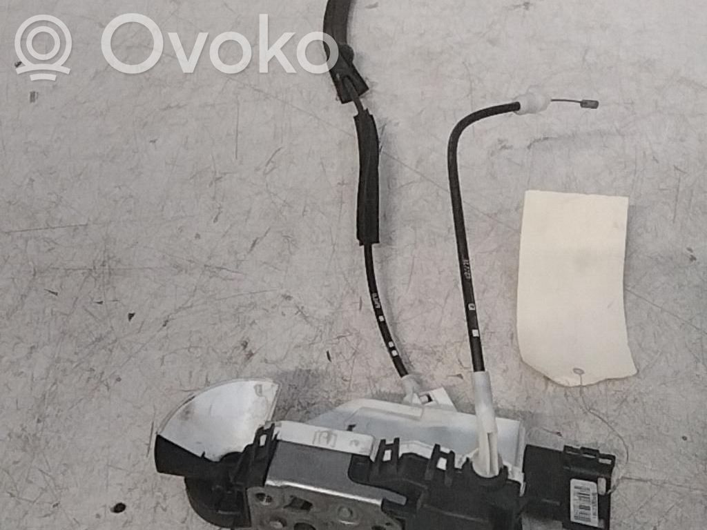 Peugeot Partner Front door lock 