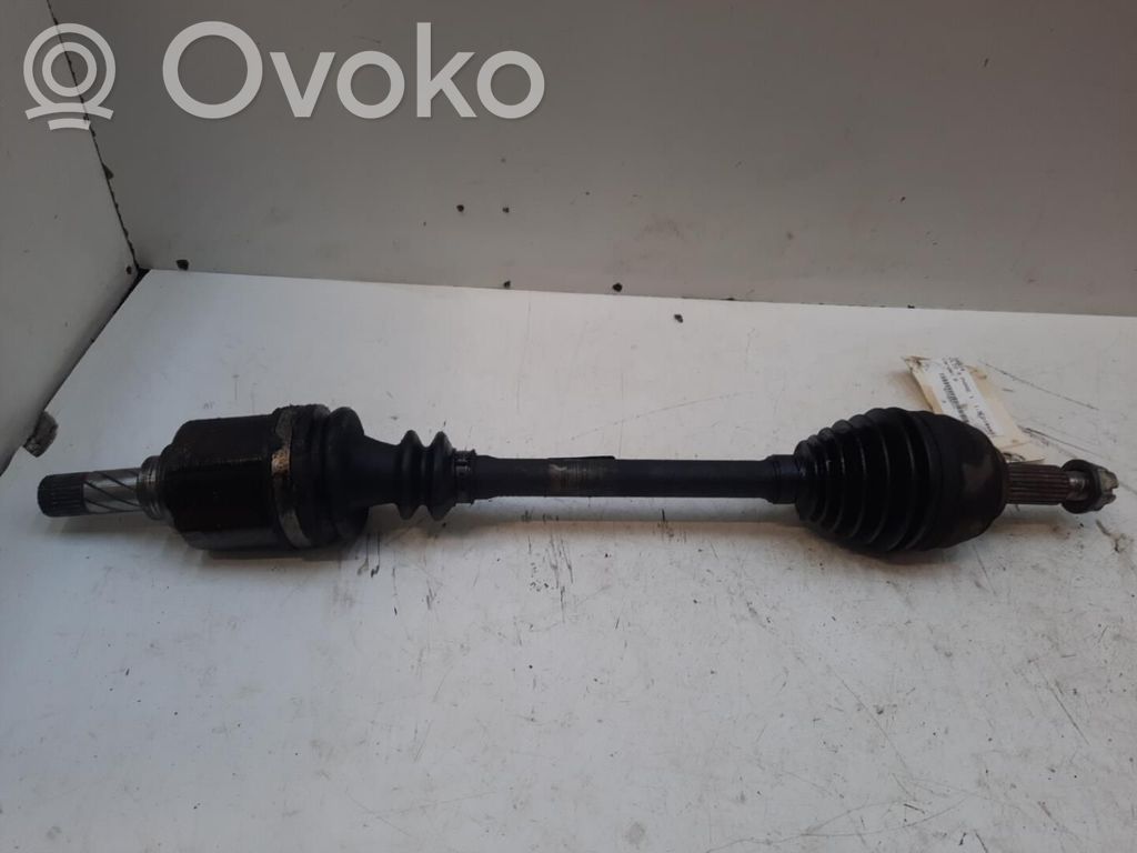 Renault Clio III Front driveshaft 