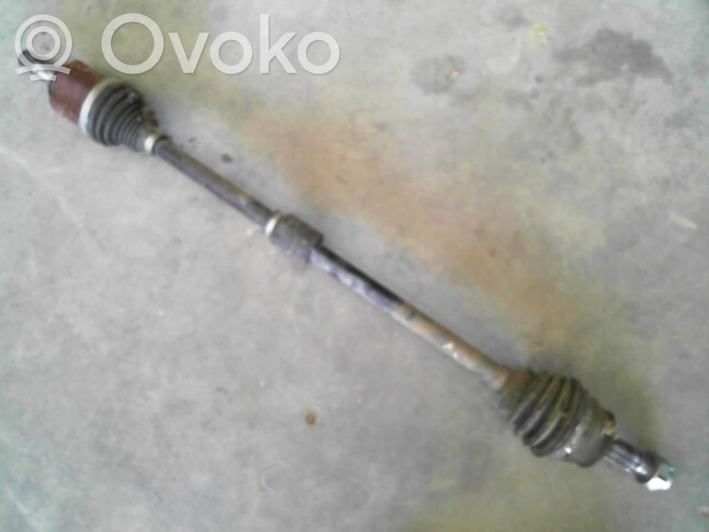 Opel Corsa D Priekinis pusašis 