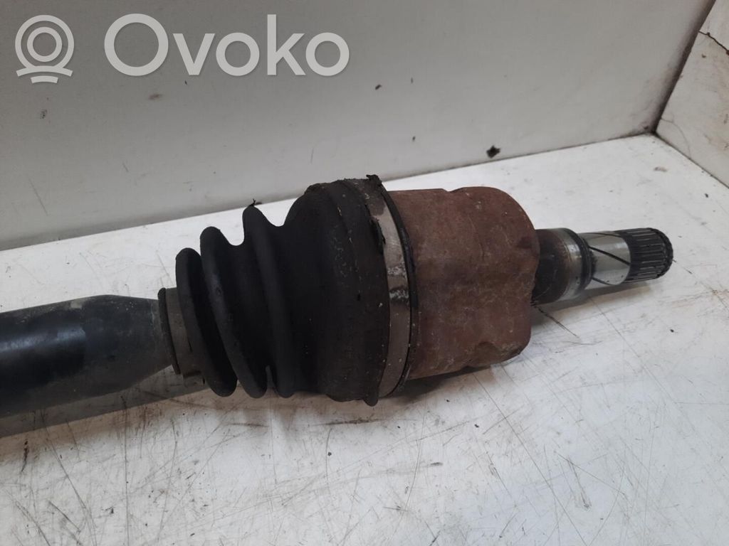 Opel Corsa D Priekinis pusašis 