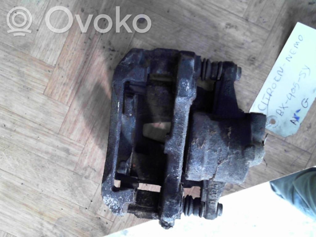 Front brake caliper