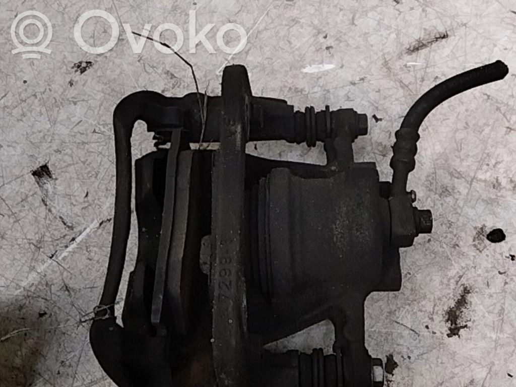 Opel Corsa C Zacisk hamulcowy przedni 