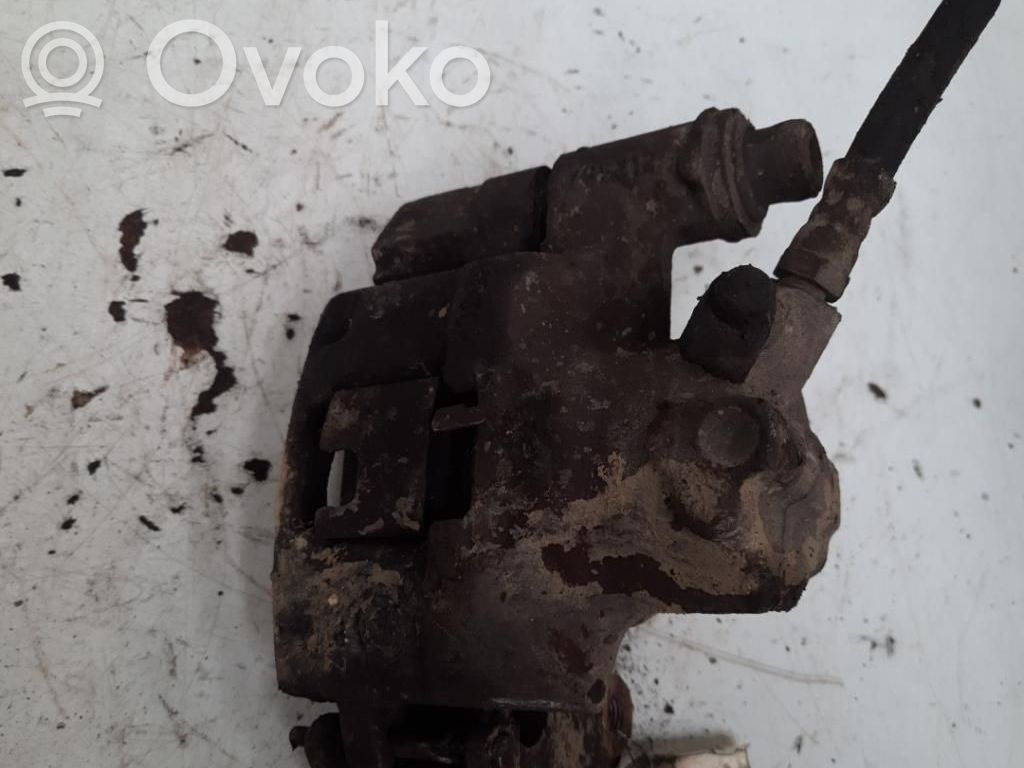 Fiat Punto (188) Zacisk hamulcowy przedni 