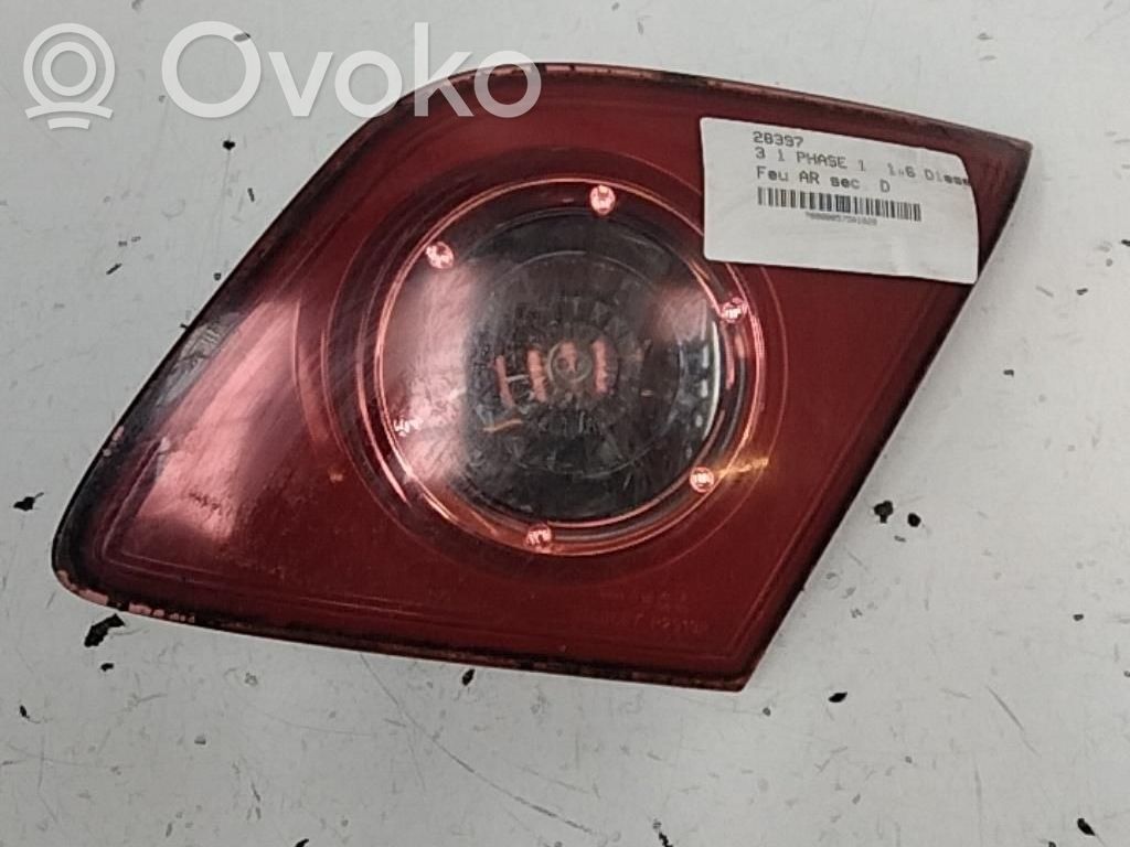 Lampy tylnej klapy bagażnika   BP4K513H0C