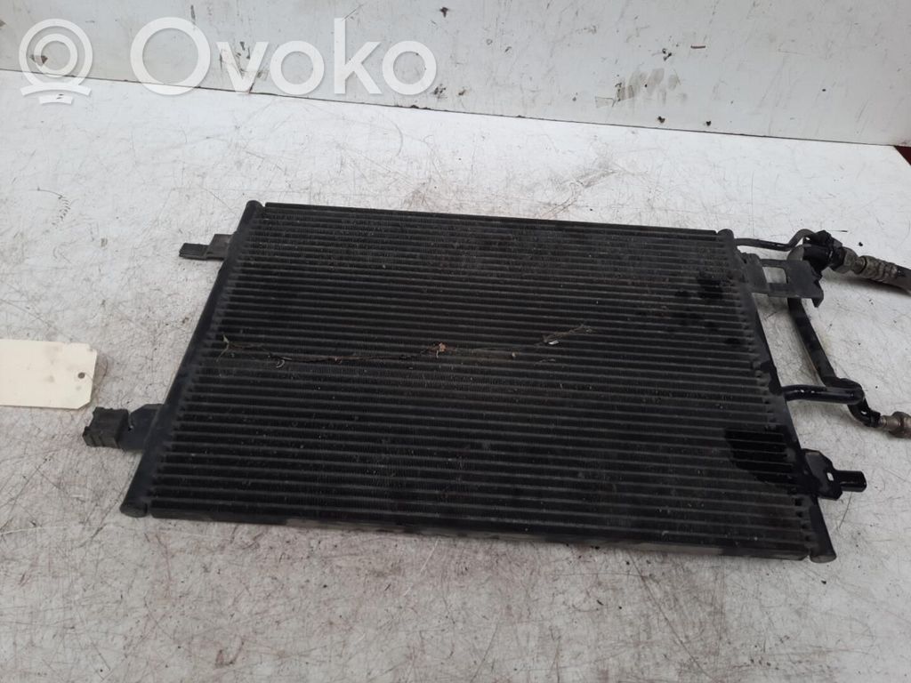 Audi A4 S4 B5 8D Skraplacz / Chłodnica klimatyzacji 