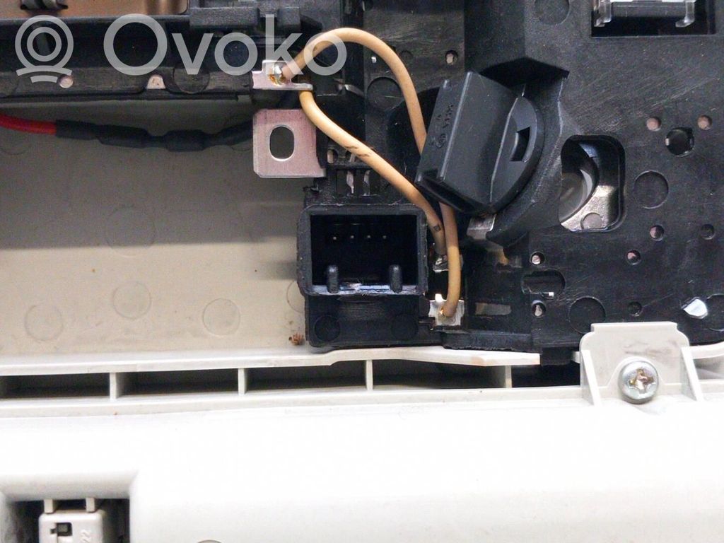 Mazda 5 Front seat light 