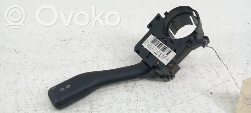 Audi A3 S3 8L Commodo de clignotant 