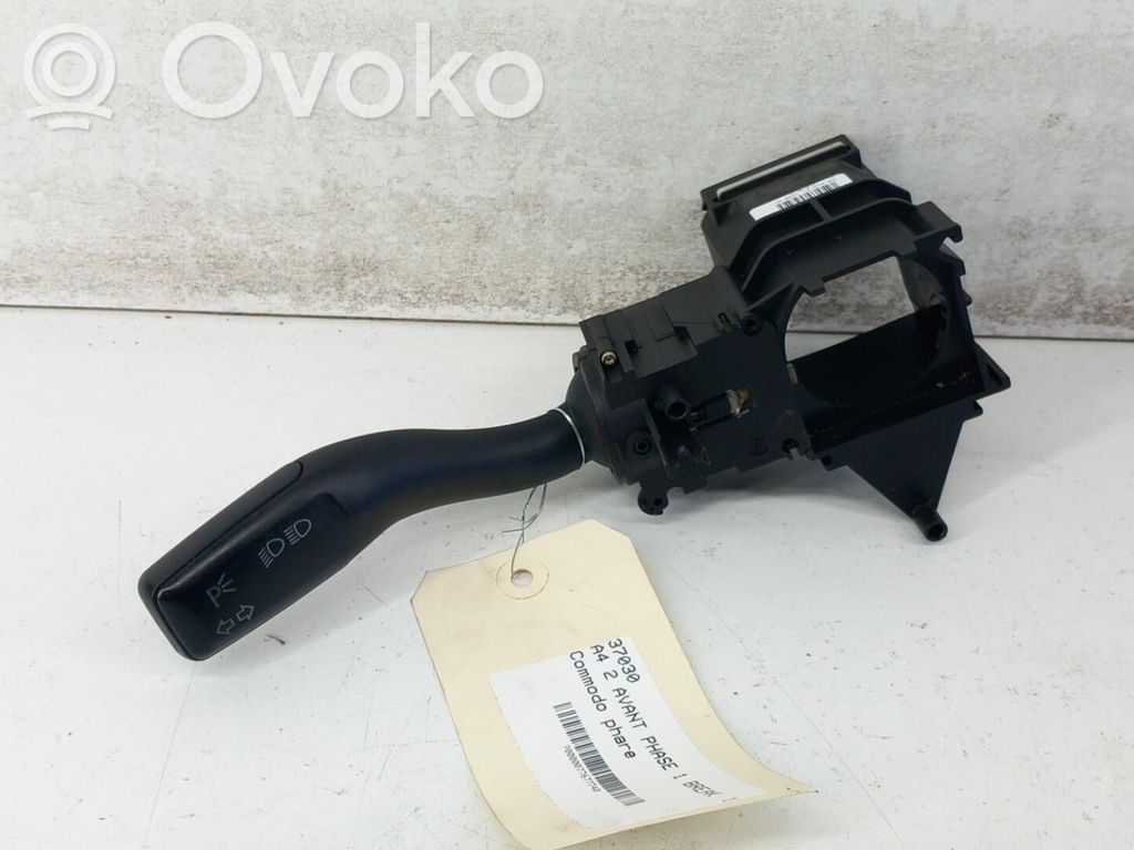 Audi A4 S4 B6 8E 8H Manetă semnalizator 