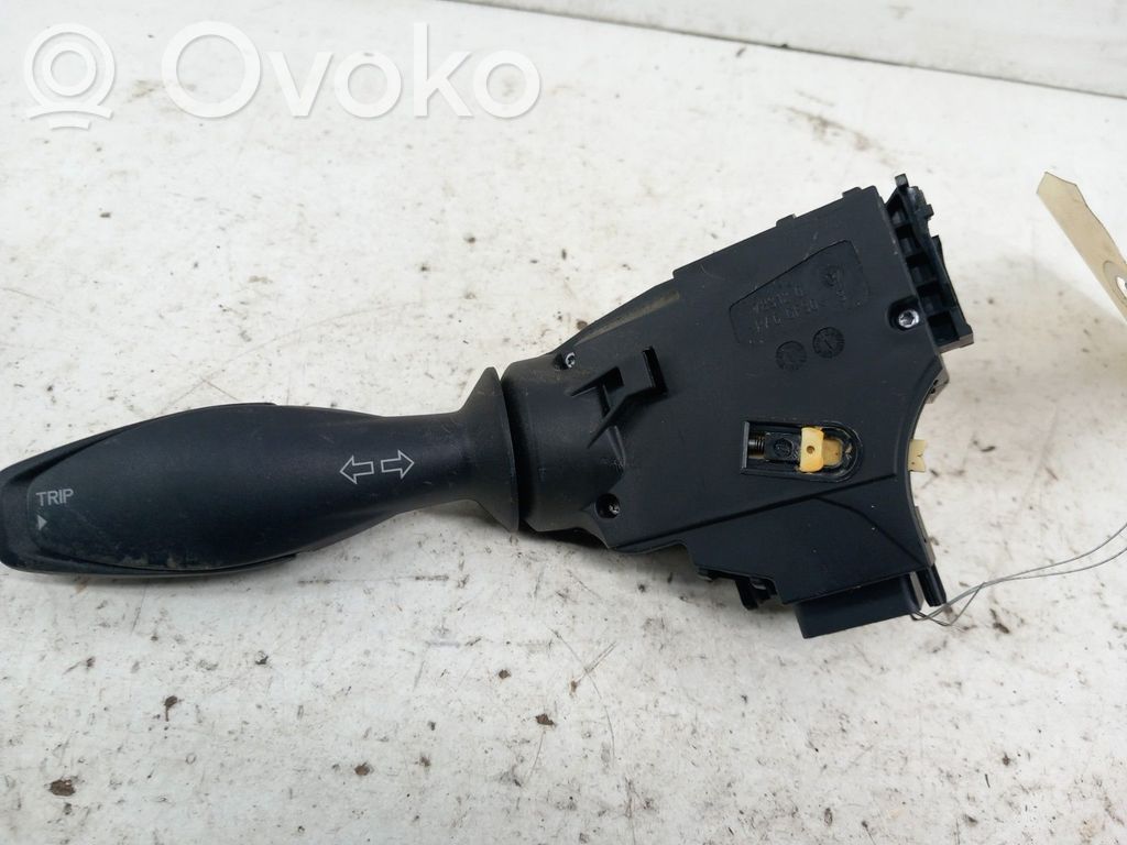 Ford Fiesta Palanca de intermitentes 