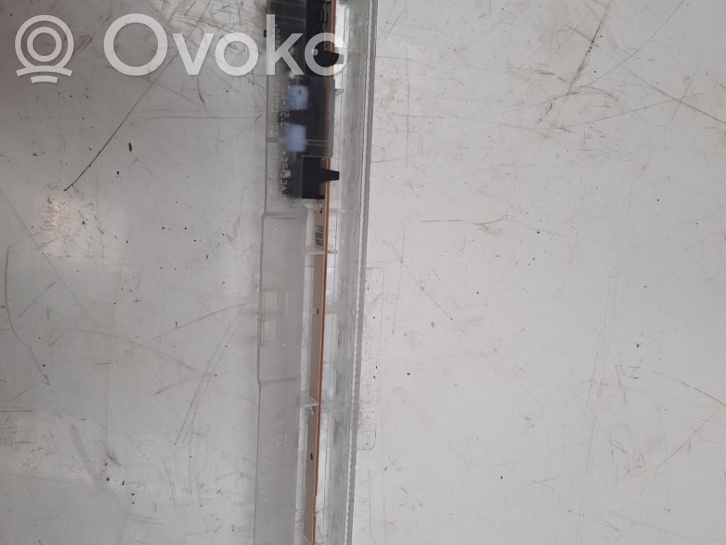 Citroen C5 Third/center stoplight 