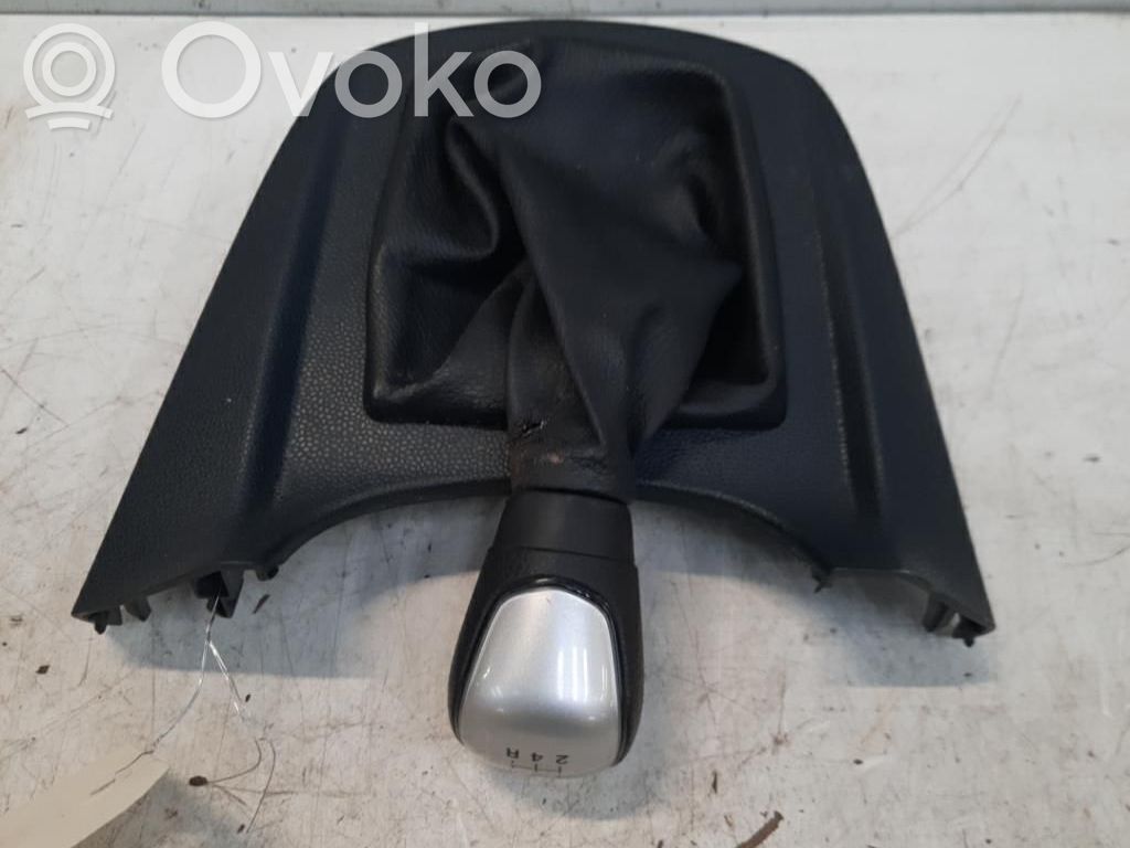 Ford Fiesta Gear lever shifter trim leather/knob 