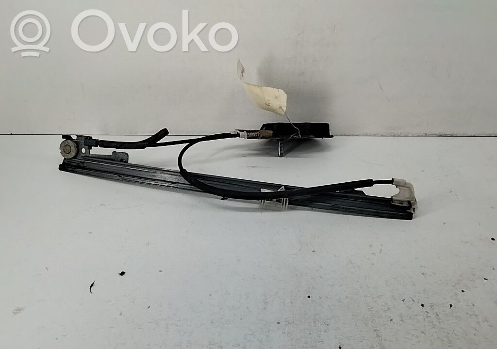 Front door manual window regulator