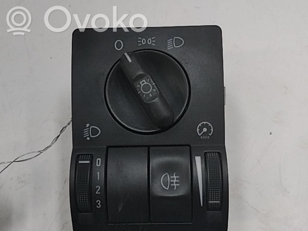 Opel Corsa C Light switch 