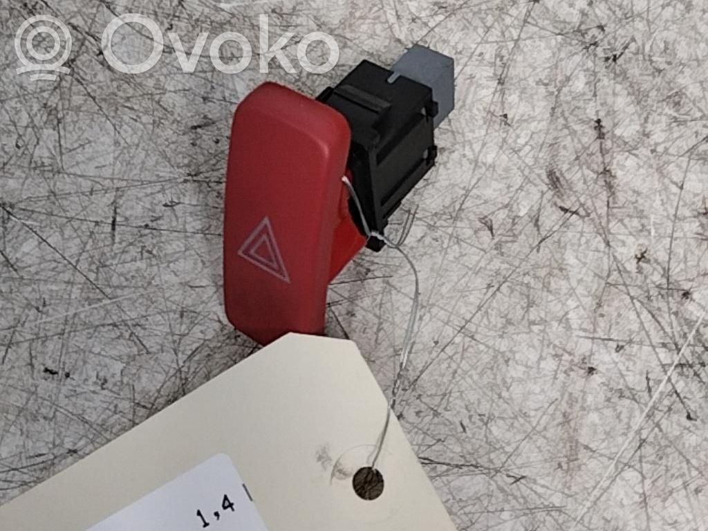 Toyota Auris 150 Hazard light switch 