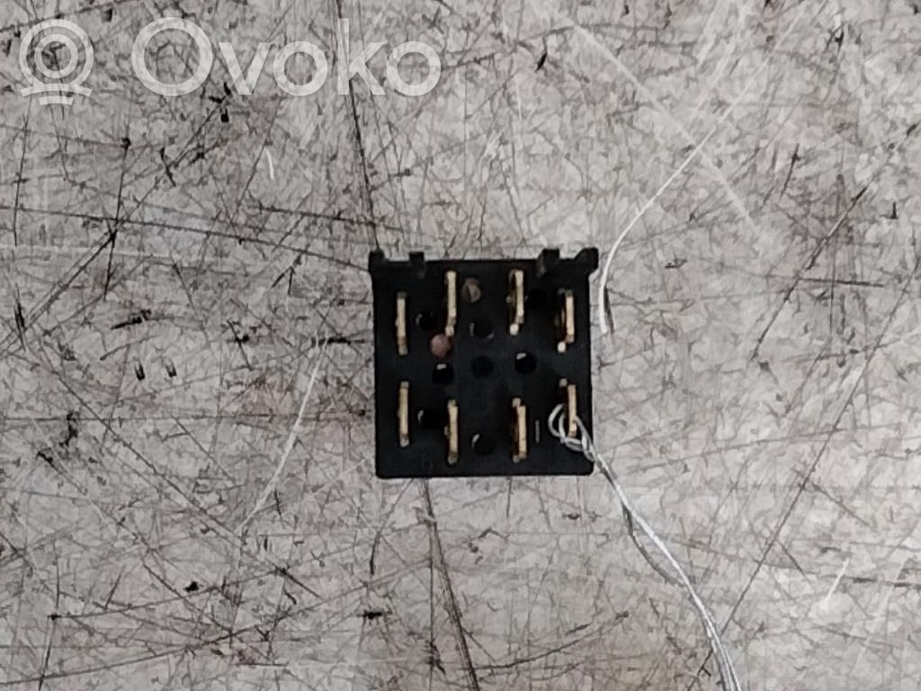 Hazard light switch
