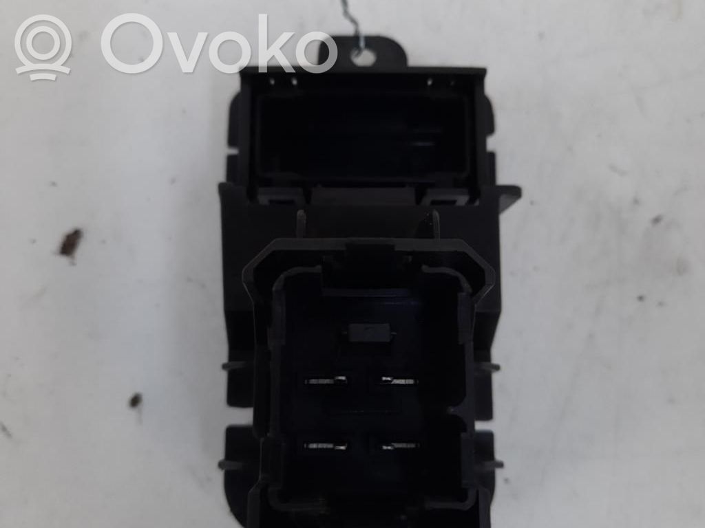 Seat Leon (1P) Hazard light switch 