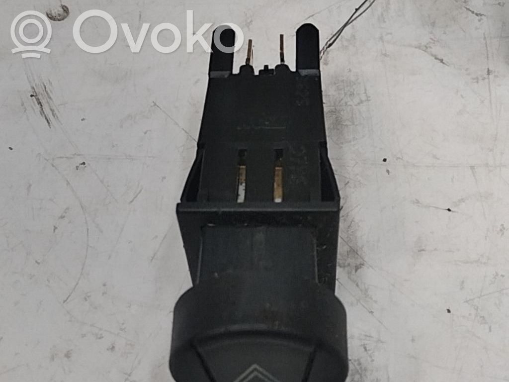 Peugeot 306 Botón interruptor de luz de peligro 