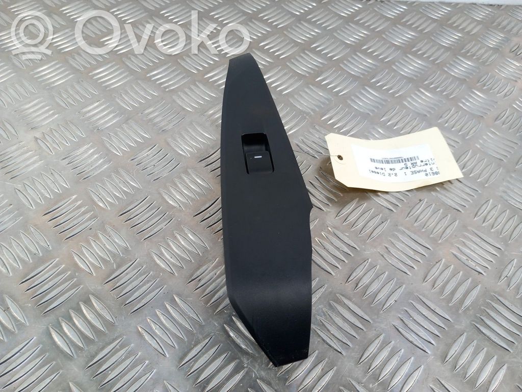 Mazda 6 Electric window control switch 