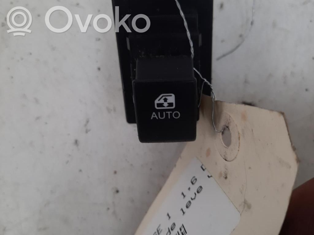 Electric window control switch   935751H000EQ