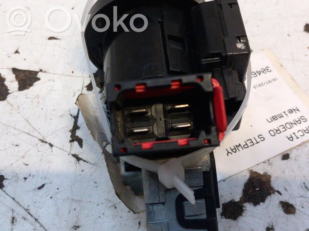Dacia Sandero Ignition lock 