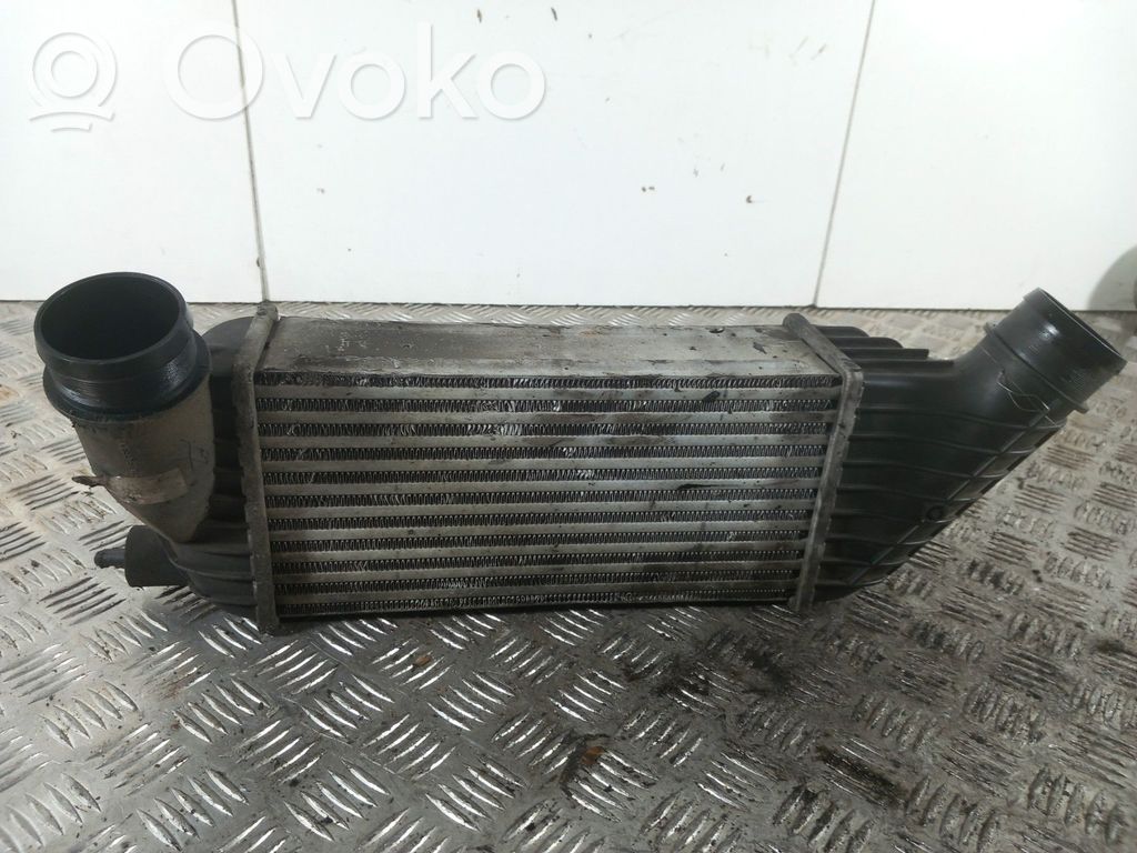 Peugeot 807 Interkūlerio radiatorius 