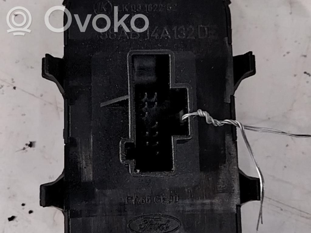 Ford Focus Electric window control switch 