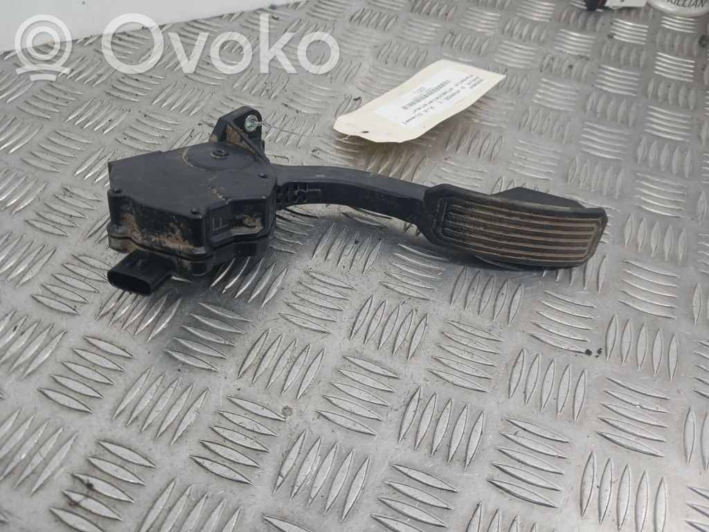 Toyota RAV 4 (XA30) Pedale dell’acceleratore 