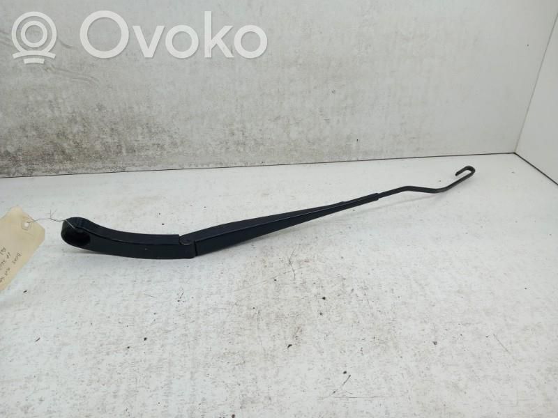 Peugeot Expert Front wiper blade arm 