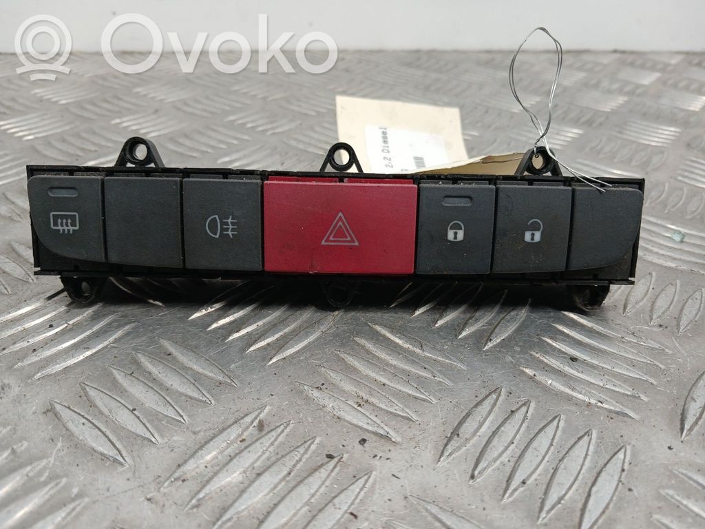 Peugeot Boxer Hazard light switch 