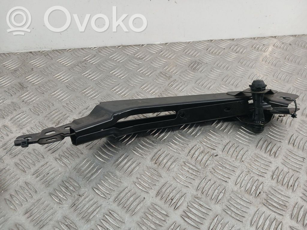 Renault Megane E-Tech Priekinio žibinto laikiklis 