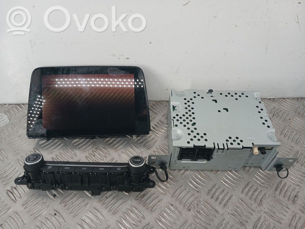Ford Focus Panel / Radioodtwarzacz CD/DVD/GPS 