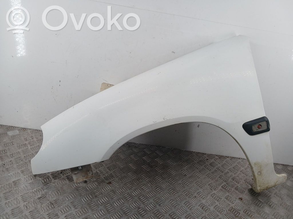 Citroen Saxo Sparnas 