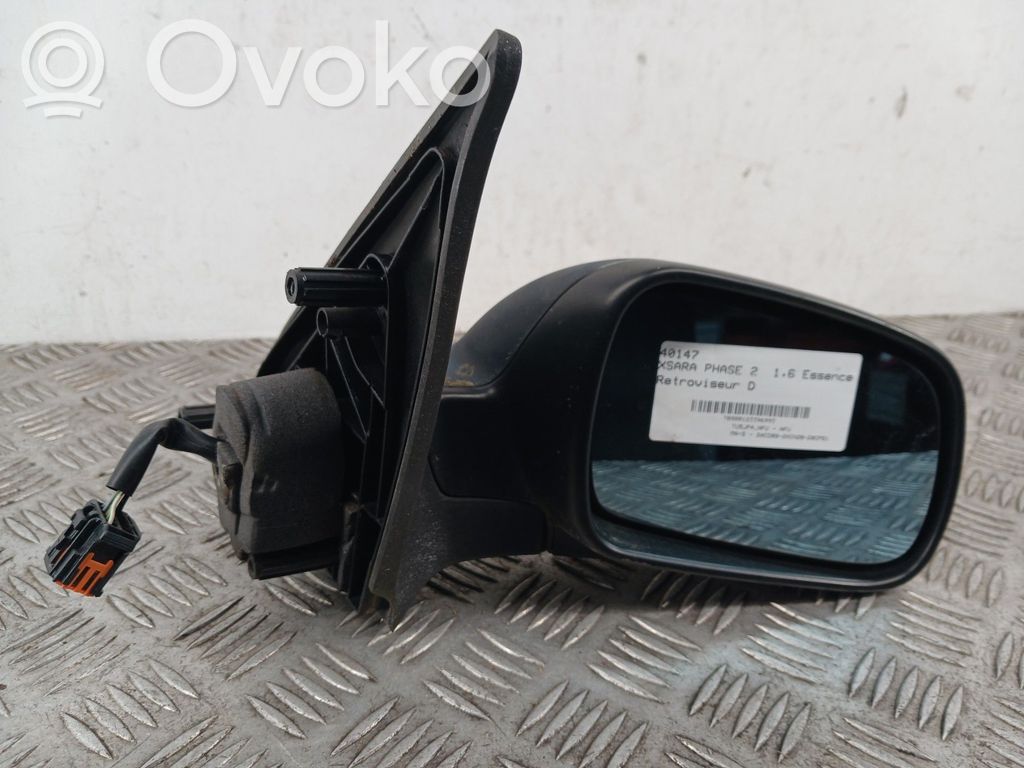 Citroen Xsara Manualne lusterko boczne drzwi przednich 