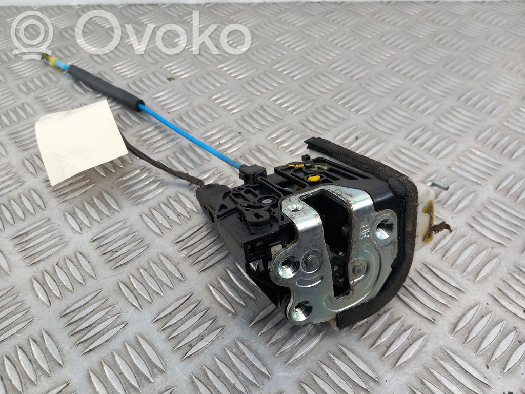 KIA Rio Rear door lock 