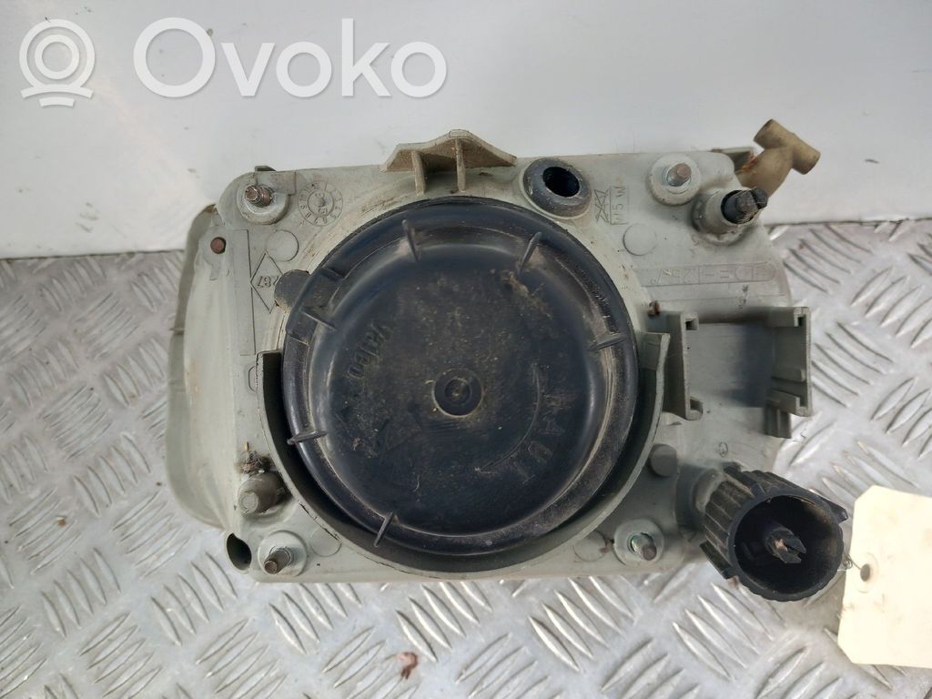 Renault Express Headlight/headlamp 