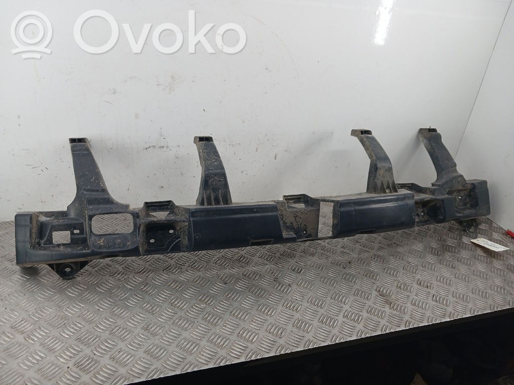 Dacia Duster Takapuskurin tukipalkki 