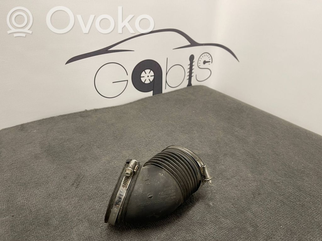BMW 5 E60 E61 Air intake hose/pipe 