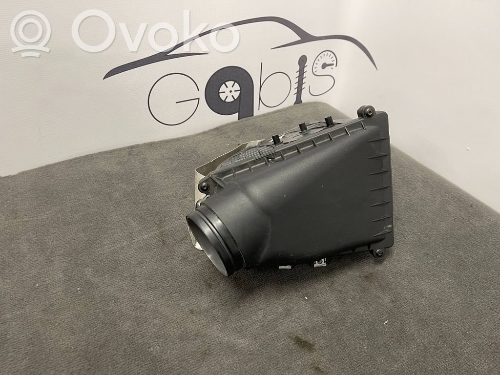 Luftfilterkasten   8T0133835B,8T0133105