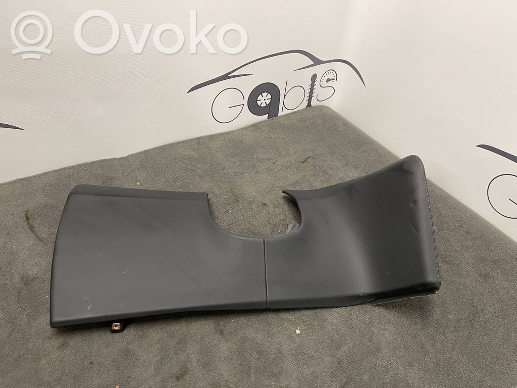 Tesla Model S Vairo ašies apdaila 