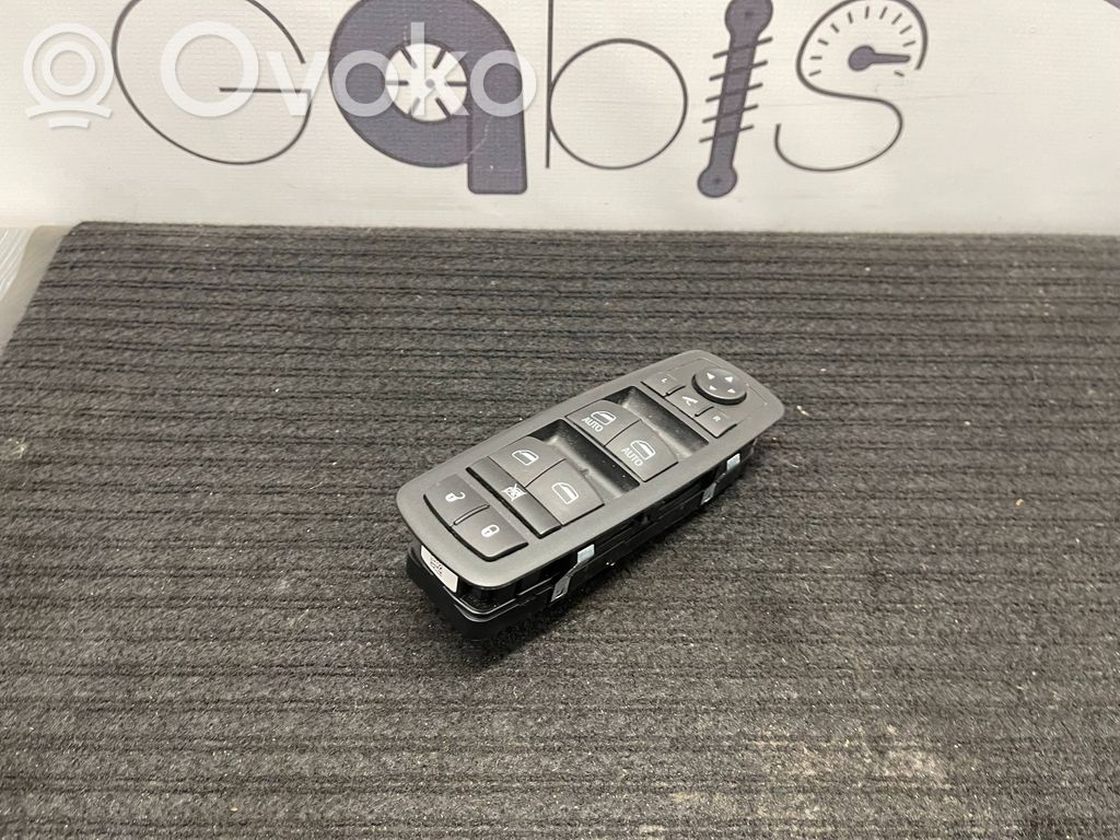 Dodge RAM Electric window control switch 