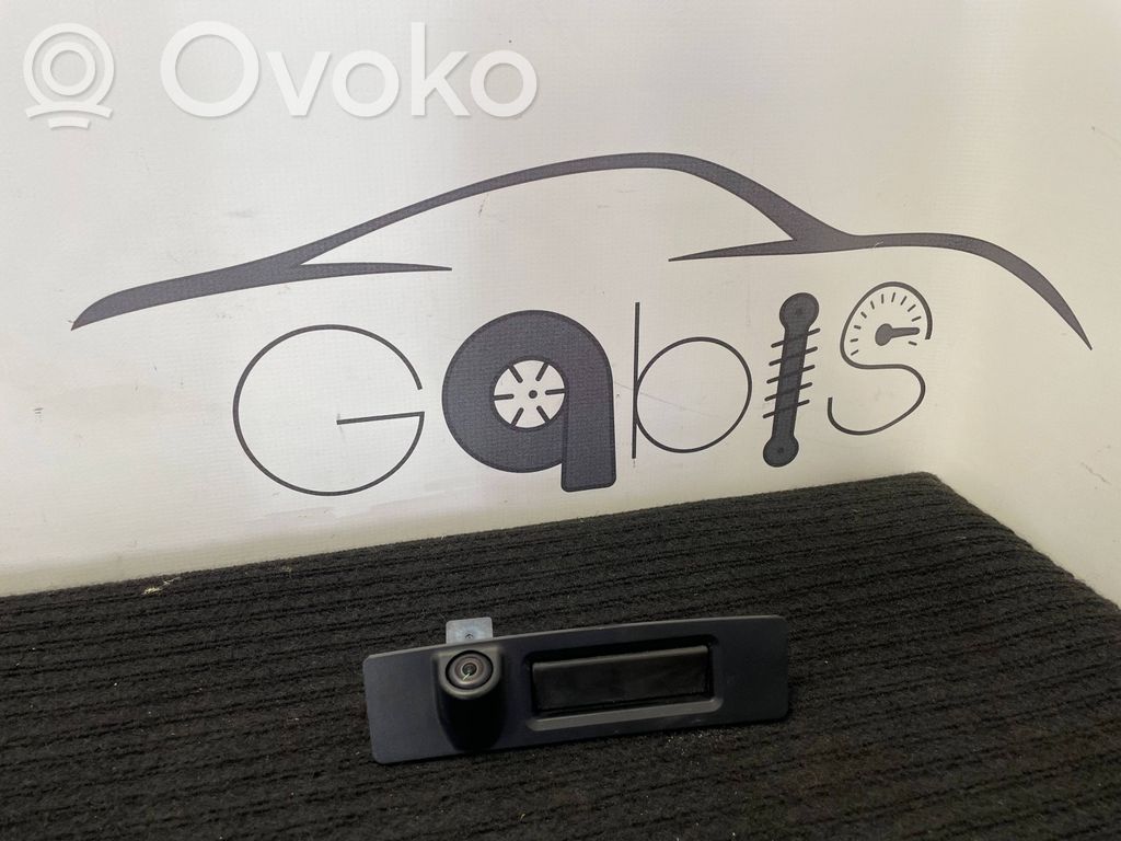 Tesla Model Y Poignée de coffre avec le caméra de recul 