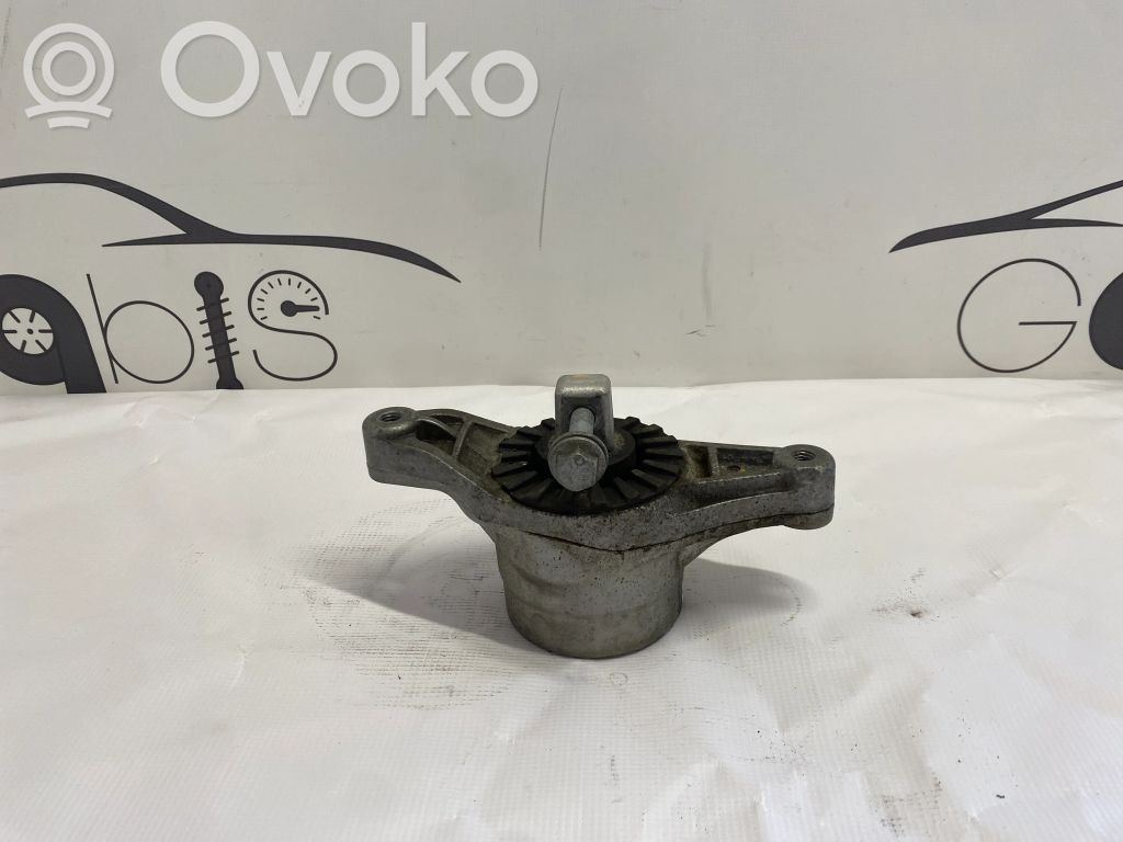 Maserati Levante Engine mount bracket 