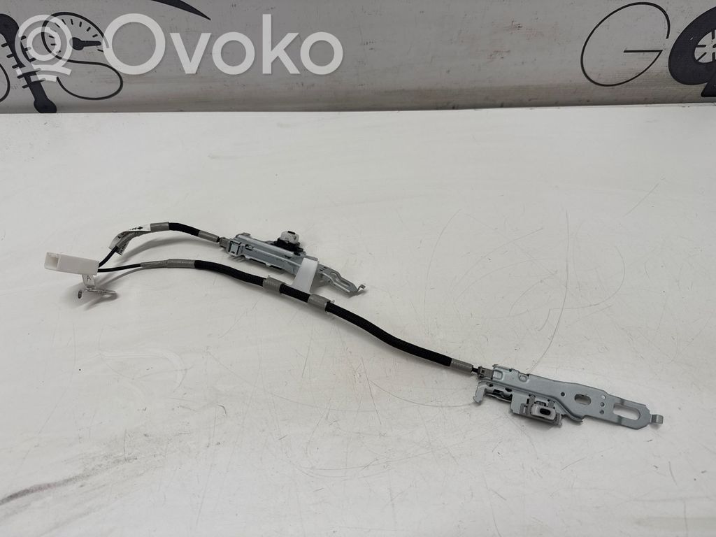 Lexus UX Antena aérea GPS 