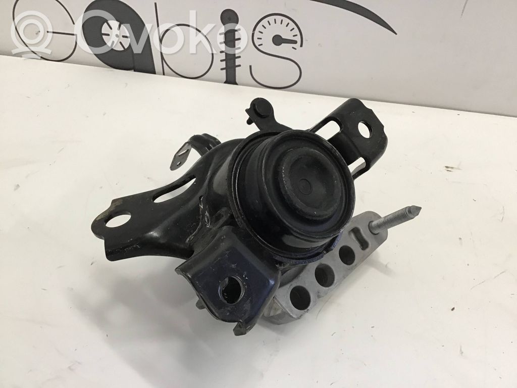 Engine mount bracket
